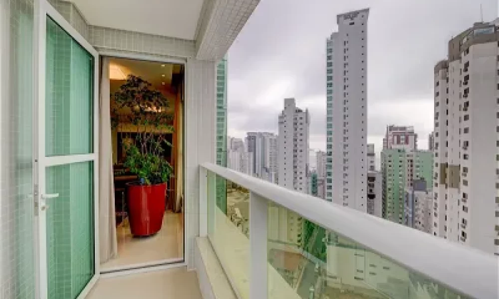 Four Seasons Residence