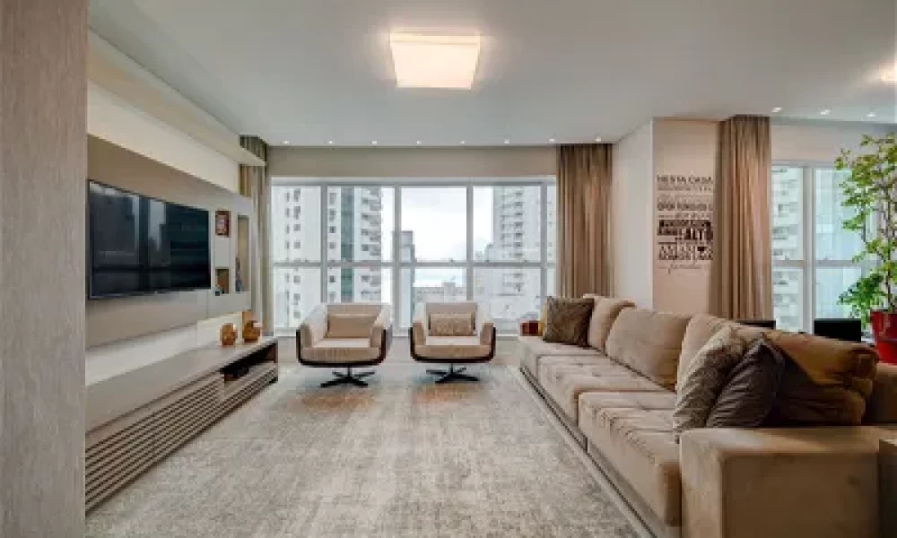 Four Seasons Residence